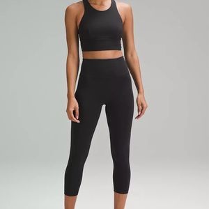 Lululemon Wunder Train High Rise Crop 23”